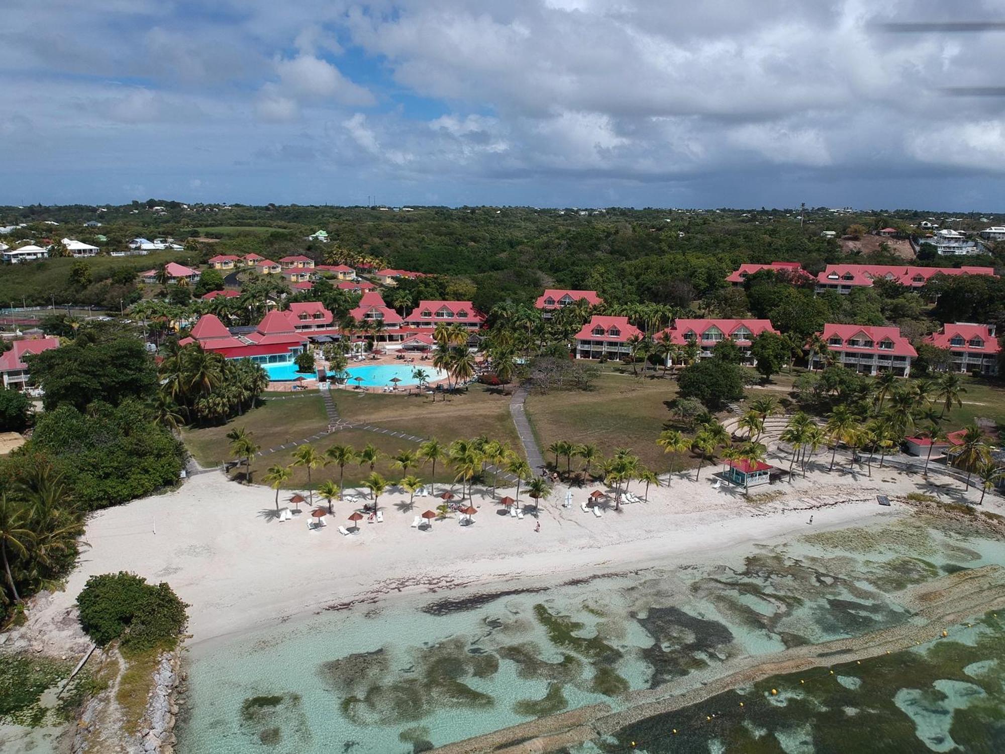 Studio Olia A P&V - Plages, Piscines Et Vue Mer! Sainte-Anne  Exteriör bild